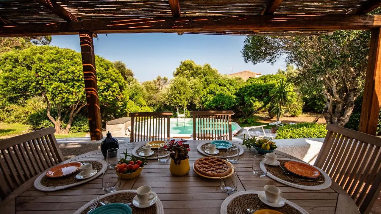 Villa Isa 6, Emma Villas Palau